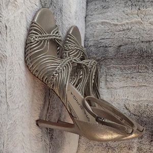 VIA SPIGA strappy high heels,NEW, 7.5m